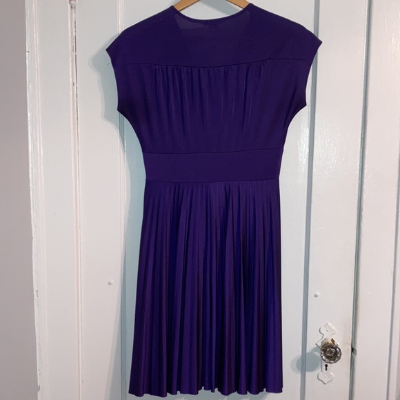 Like new Soprano Purple Cocktail Dress - Picture 8 of 8